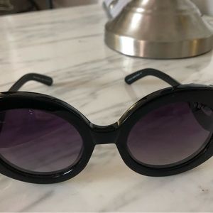 Pre-owned Prada sunglasses NO case